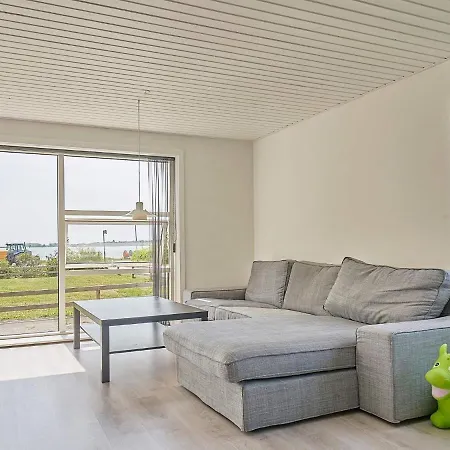 Otel Holiday Xl Neksø